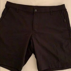 Lululemon Commission Short